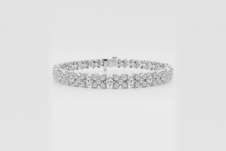 Natural Diamond | 4 ctw Round XO Fashion Bracelet - 6 inches