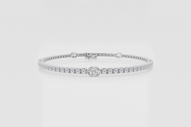 Natural Diamond | 4 ctw Oval and Round Five Station Tennis Bracelet - 6 inches