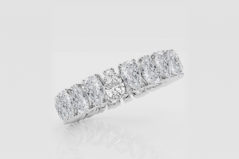 Natural Diamond | 4 1/2 ctw Pear Alternating Eternity Band