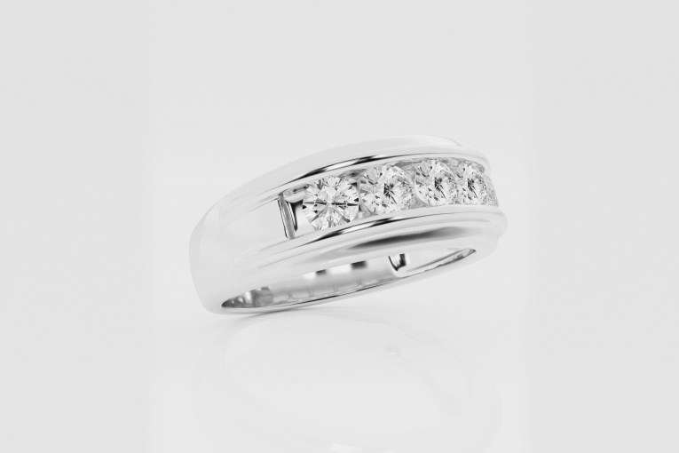 Natural Diamond | 1 ctw Round Five-Stone Wedding Band