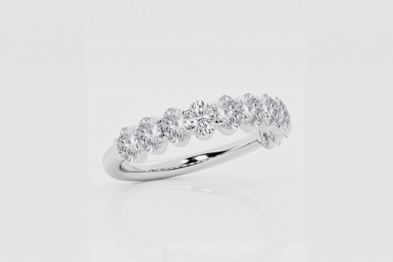 Natural Diamond | 1 ctw Oval North-South Wedding Band