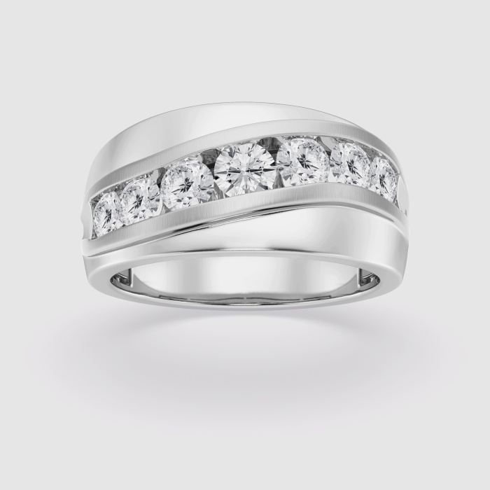 Natural Diamond | 1 1/2 ctw Round Seven-Stone Wedding Band