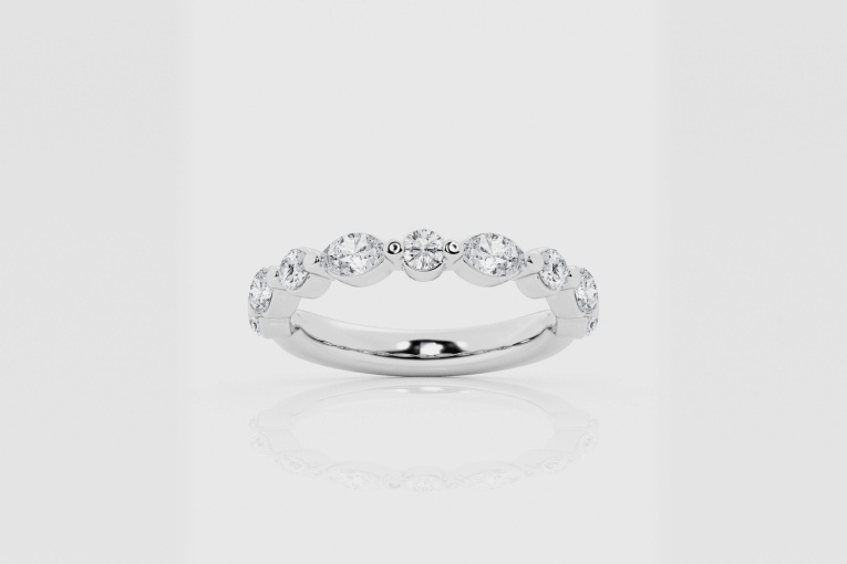 Natural Diamond | 3/4 ctw Round Alternating Wedding Band